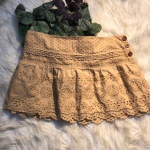 American Eagle Outfitters Eyelet Skirt size 6